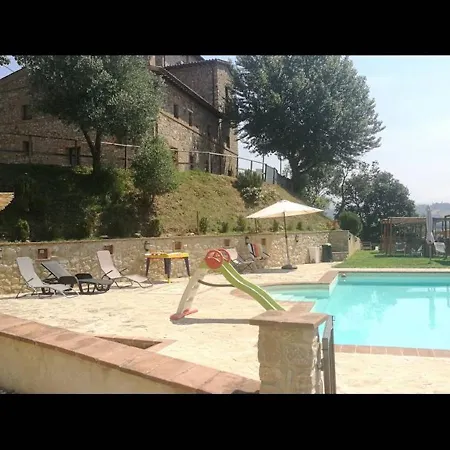 Rosa With 2 Bedrooms And Outdoor Shared Pool Lägenhet *